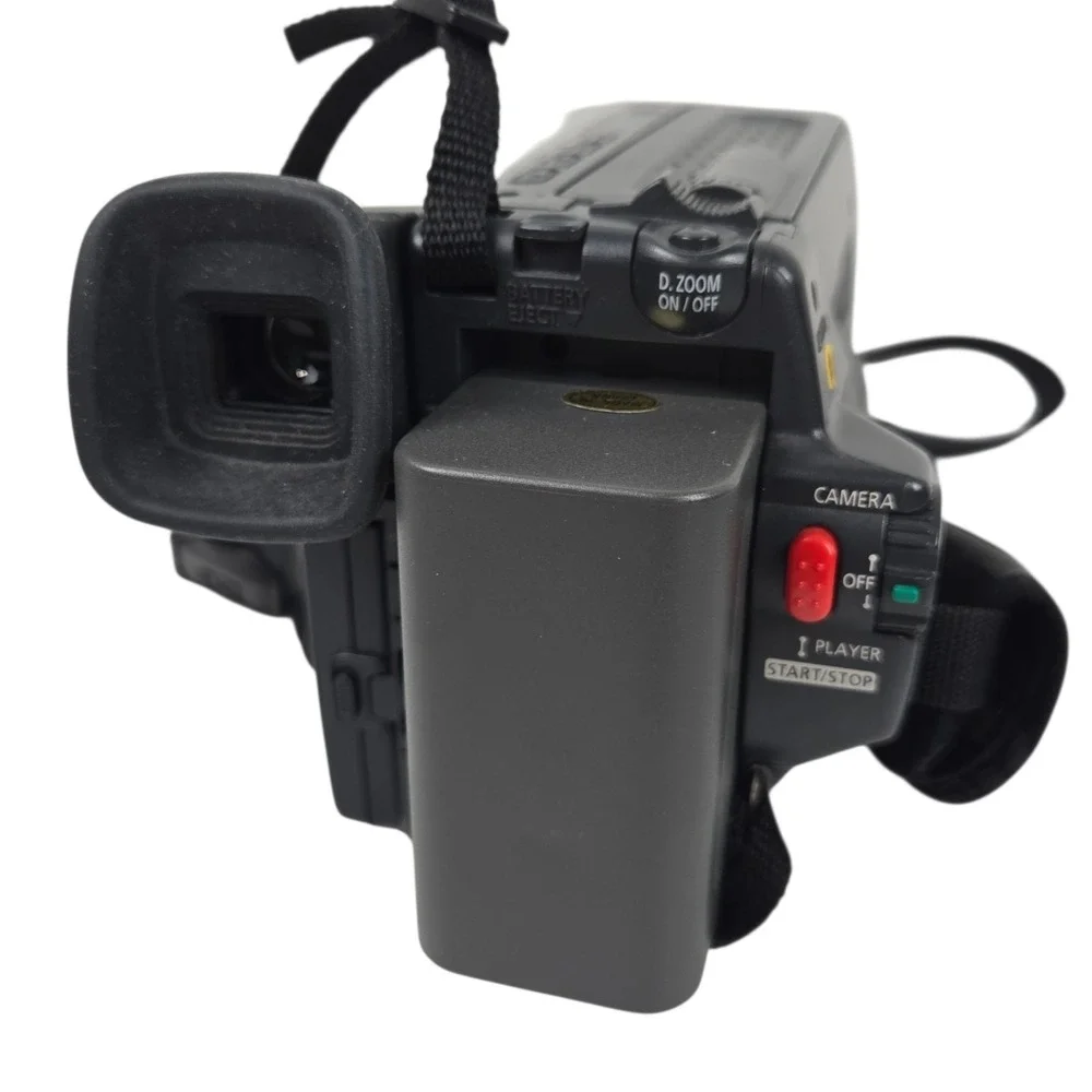 Samsung SCL610 Hi8 8mm Camcorder w Bag, Charger, A/V Cable, Tape, + Manual VIDEO